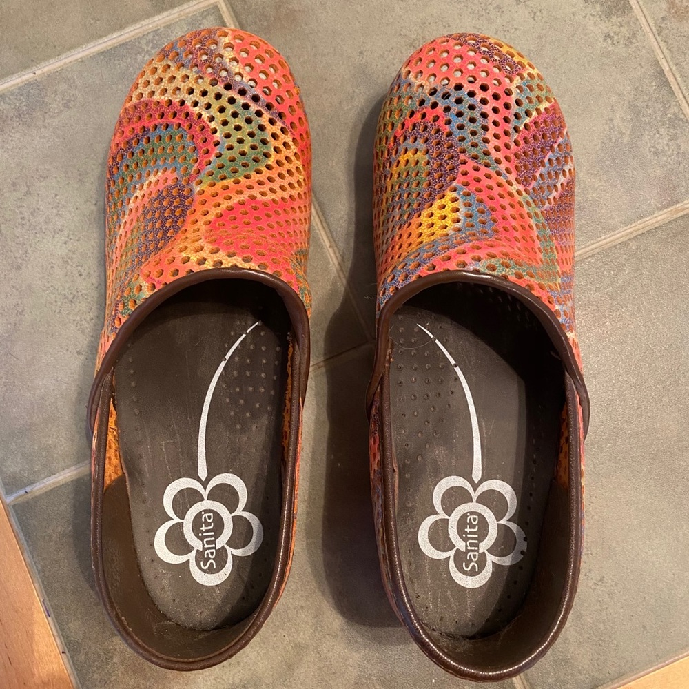Women’s Clogs